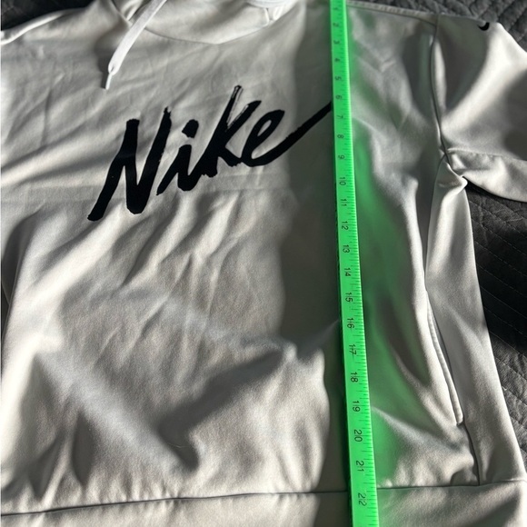 Nike Hoodie Small Women’s Light Gray great condition. High neck. Hooded. Pockets - Picture 4 of 6